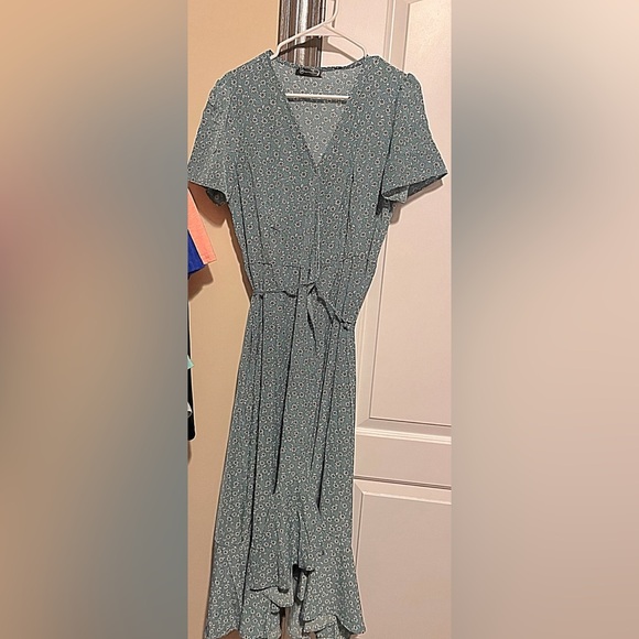 PrettyGarden Green Floral Dress - Picture 3 of 4